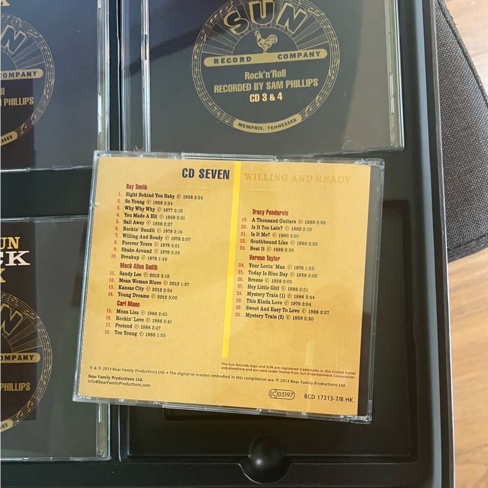 # 0670**The Sun Rock Box Set - Picture 12 of 17